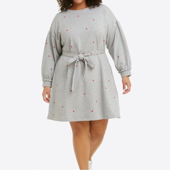 Draper James Dresses & Skirts - Draper James Bobbie Sweatshirt Dress in Printed Hearts